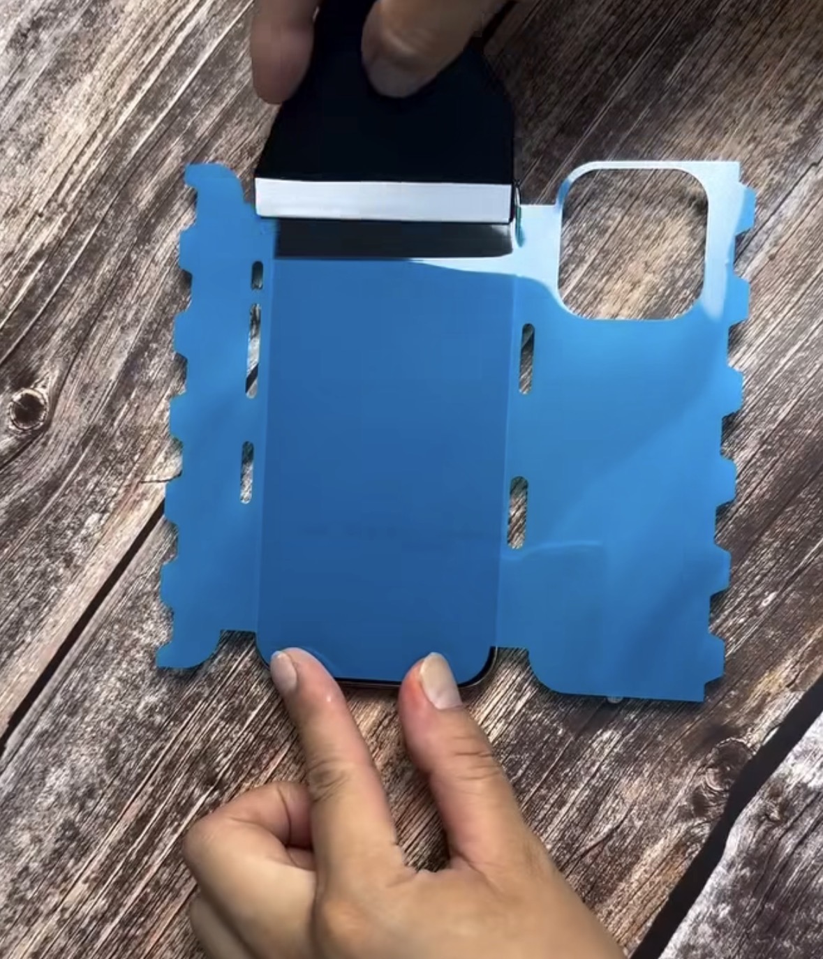 پوشش ۳۶۰ درجه موبایل